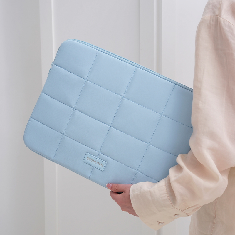 Pokrowiec na laptopa 14-15,6 c – Laptop Accessories Must Have recenzja i cena